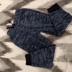 Boys velour jogger pants Size 6 youth